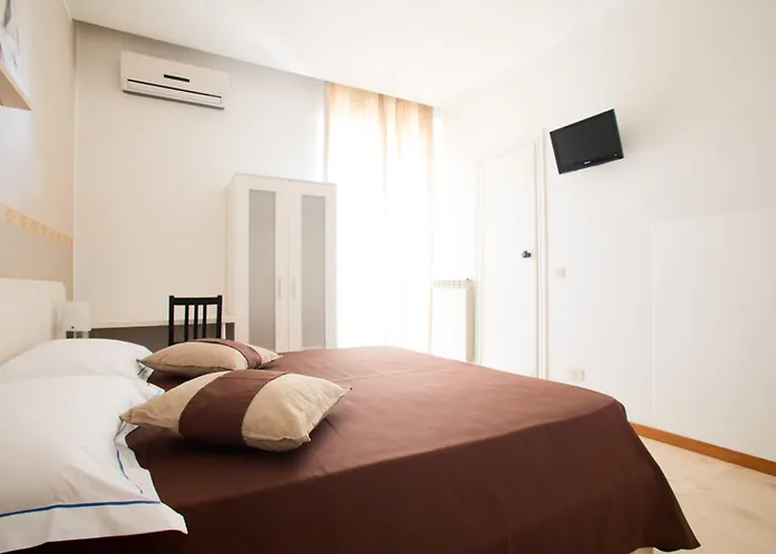 Otel Indipendenza